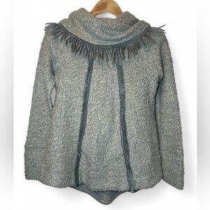 Anthropologie Angel of the North Sweater Sz XS Gray Cowl Neck Wool Blend Fringe